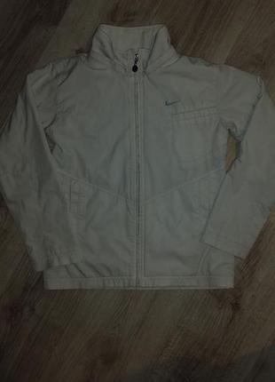 Nike біла вітровка 7