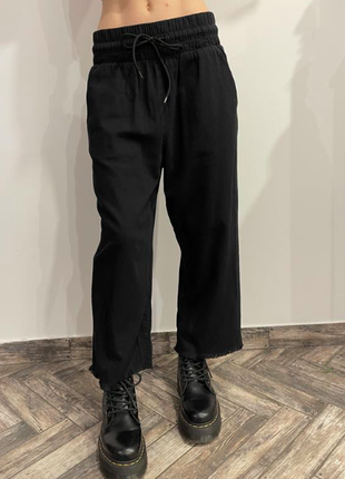 Cheap monday укорочені широкі брюки urban outfitters8 фото