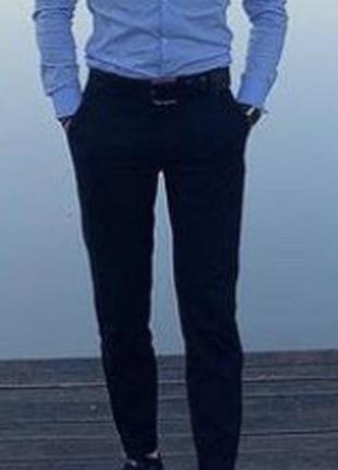 Классические брюки черные bershka