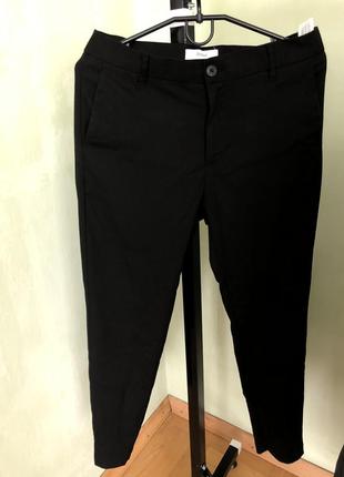 Классические брюки черные bershka2 фото