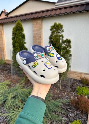 Шлепанцы для мальчика crocs