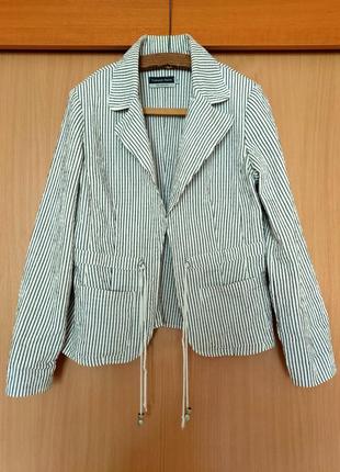 Белый стильный пиджак в вертикальную полоску хлопок francois perrin, размер m