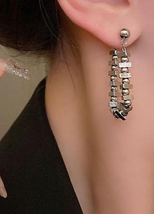 Оригінальні сережки на 2 сторони вуха стильний тренд сріблясті