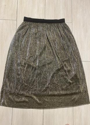 Коктельная эффектная юбка с люрексом на черной подкладке stradivarius m2 фото