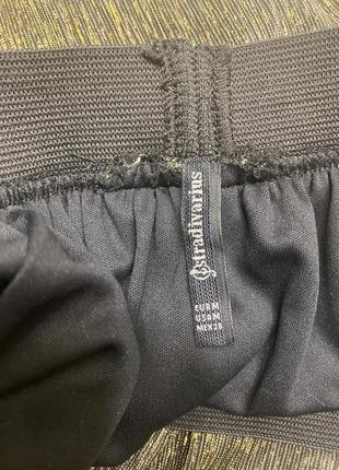 Коктельная эффектная юбка с люрексом на черной подкладке stradivarius m6 фото
