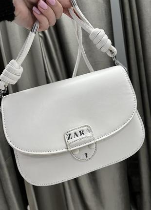 Бежева сумка в стилі zara