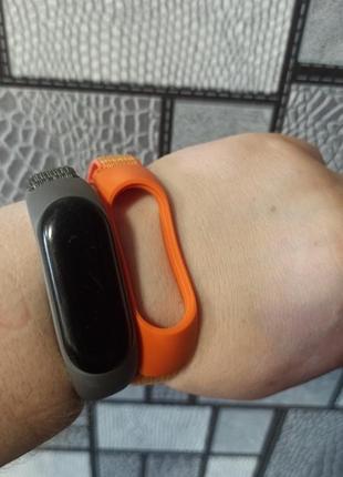 Яскравий ремінець браслет на xiaomi mi band 3,4,5,62 фото