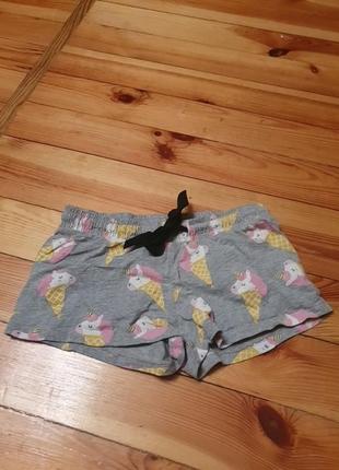 Шорти