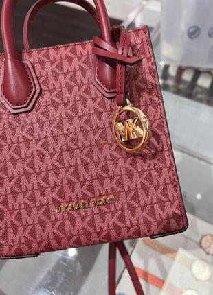 Новая бордовая сумка, модель mercer от michael kors3 фото