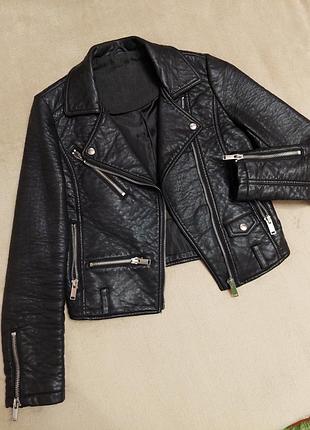 Кожанка рокерская крсуха кожаная курточка байкерская bershka