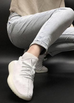 Кроссовки adidas yeezy boost 350 v2 white cream (адидас изи буст белые) мужские и женские  (36-45)367 фото