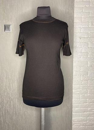 Футболка у оригінальний принт , s