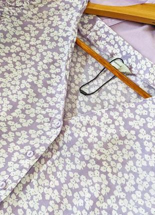 Ніжна🕊️💜 бузкова блуза/топ в квіточки на гудзичках, на р. м/l2 фото