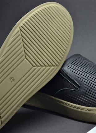 Чоловічі літні комфортні туфлі сліпони шкіряні чорні tsevo 521533 фото