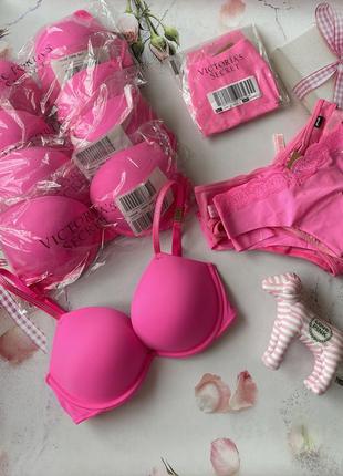 Малиновый комплект со стразами виктория сикрет