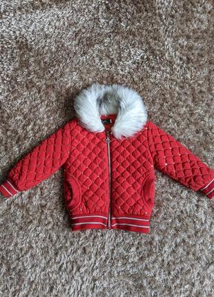 Модная куртка на девушку на год