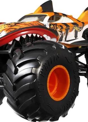 Машина хот вілс монстр трак 1 24 тигрова акула hot wheels monster trucks tiger shark gwl14