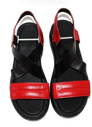 Стильные кожаные сандалии/босоножки красные с черным кожа женские летние,женая обувь на лето 2023-20242 фото