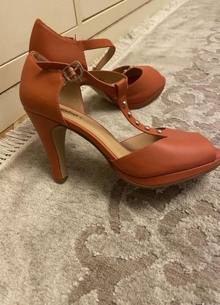 Туфли новые оранжевые2 фото