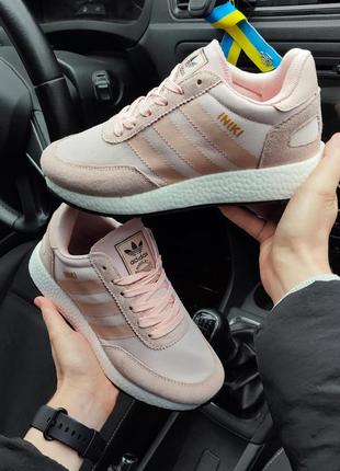 Женские кроссовки adidas iniki розовые