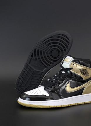 Женские кроссовки nike air jordan 1 high black gold 37-382 фото