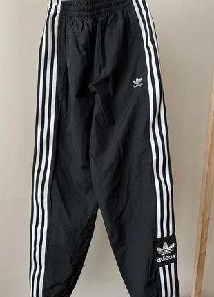 Adidas штани