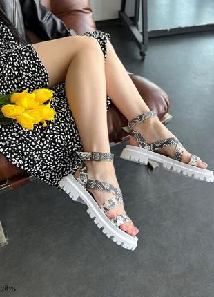 Код 7875 босоножки сандалии из натуральной кожи с тиснением5 фото