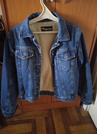 Джинсова куртка
