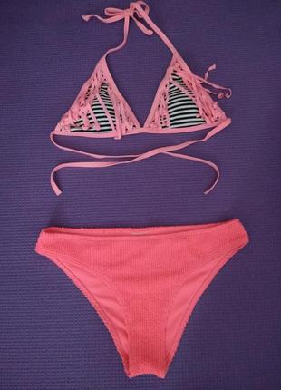 Яркий купальник