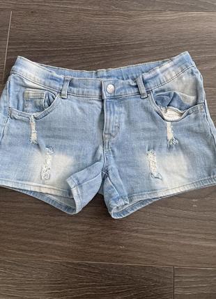 Шорти
