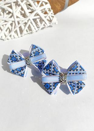 Банты в украинском стиле, банты под вышиванку, синие банты с орнаментом, школьные бантики, банты в школу