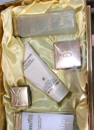 Косметичні набори christian dior набір косметики 5 в 1 різні набори ...