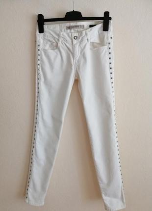 Джинси білі zara