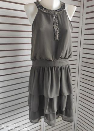 Сукня ошатна, красивого кольору з оригінальним візерунком "cache cache"