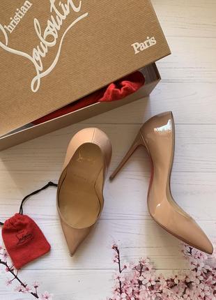 Бежевые лодочки louboutin 35 размер1 фото