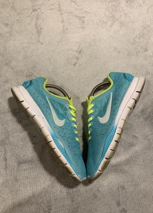 Кроссовки nike free run