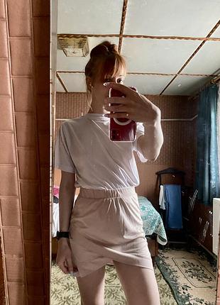 Красивая мини-юбка