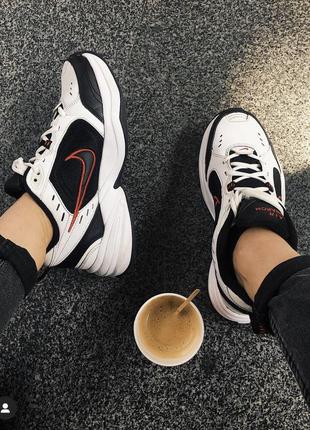 Кроссовки nike monarch