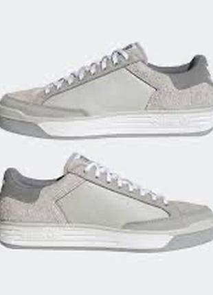 Кроссовки adidas rod laver 'triple grey', серый. размер 41-42