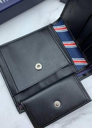 Чоловічий гаманець tommy hilfiger + брелок та картхолдер чорний на подарунок5 фото