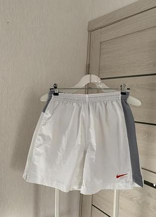 Вінтажні шорти nike оригінал