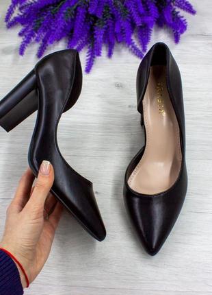Стильные черные туфли на каблуке, на каблуках черные женские - женская обувь на лето4 фото