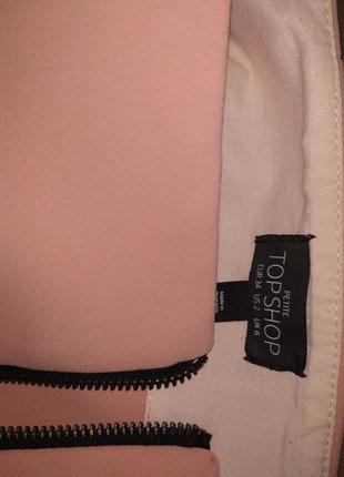 Стильная коротенькая юбка top shop petite с необработанным краем и накладным карманом3 фото