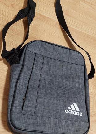 200 грн .чоловіча сумка нова.