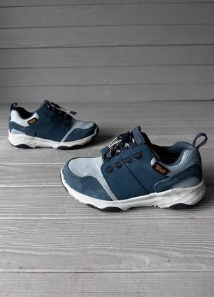Teva waterproof кросівки