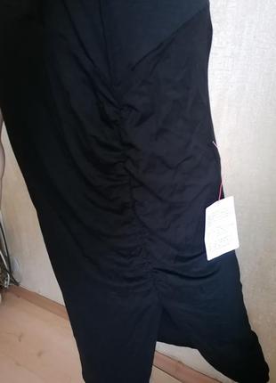 Черное длинное платье со спущенными плечами сборка asos (к109)7 фото