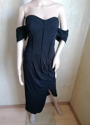 Черное длинное платье со спущенными плечами сборка asos (к109)2 фото