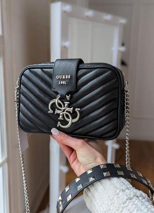 Guess стегана