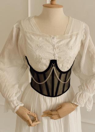 Черный подгрудный корсет с цепочкой из корсетной сетки