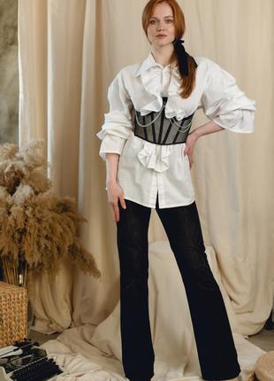 Черный подгрудный корсет с цепочкой из корсетной сетки